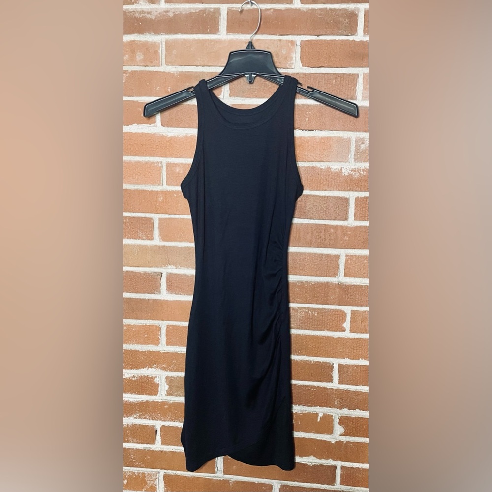 Black Sleeveless Dress